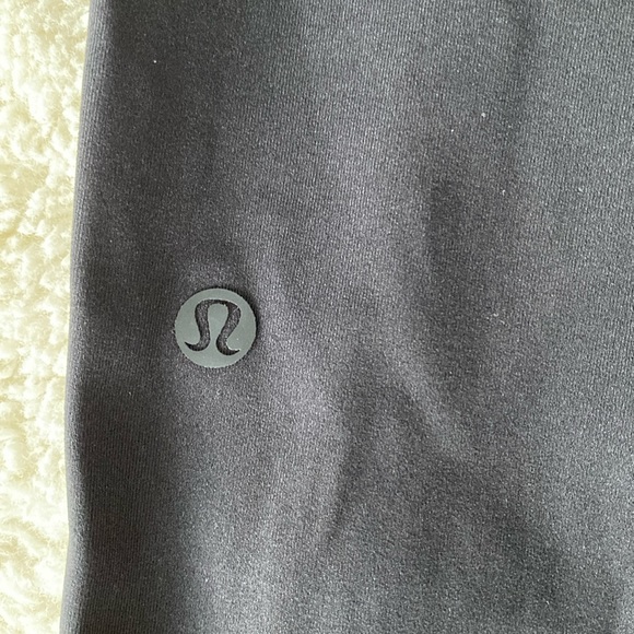 ❤️ Lululemon On the Fly Jogger 28" *Luxtreme Black Size 6 - Picture 4 of 9